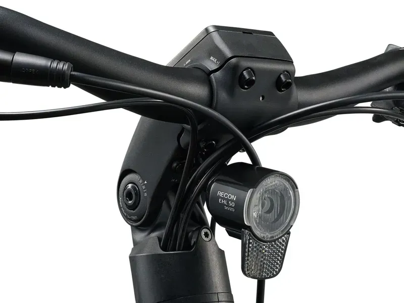 Giant AnyTour E+ 4 LST Electric Commuter Bike in Cold Night-6